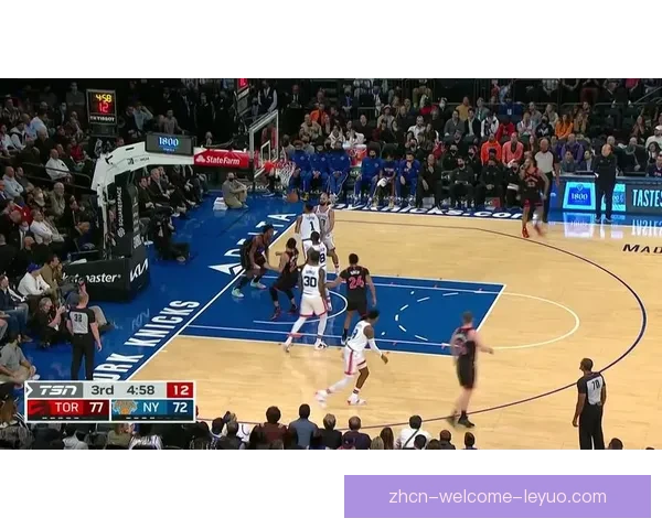 尼克斯与猛龙激战全场精彩瞬间回顾与分析